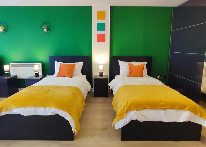 Duplex In With King Size Bed - Long Rates Available Apartment *