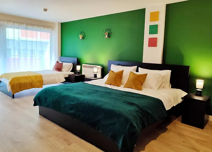 Duplex In With King Size Bed - Long Rates Available