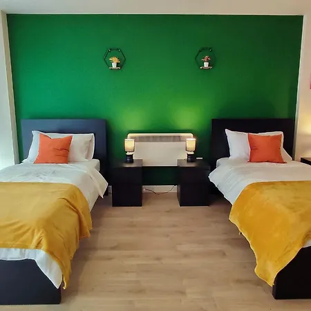 Duplex In With King Size Bed - Long Rates Available *