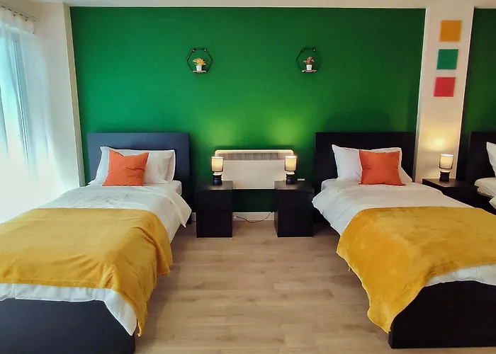 Duplex In With King Size Bed - Long Rates Available *